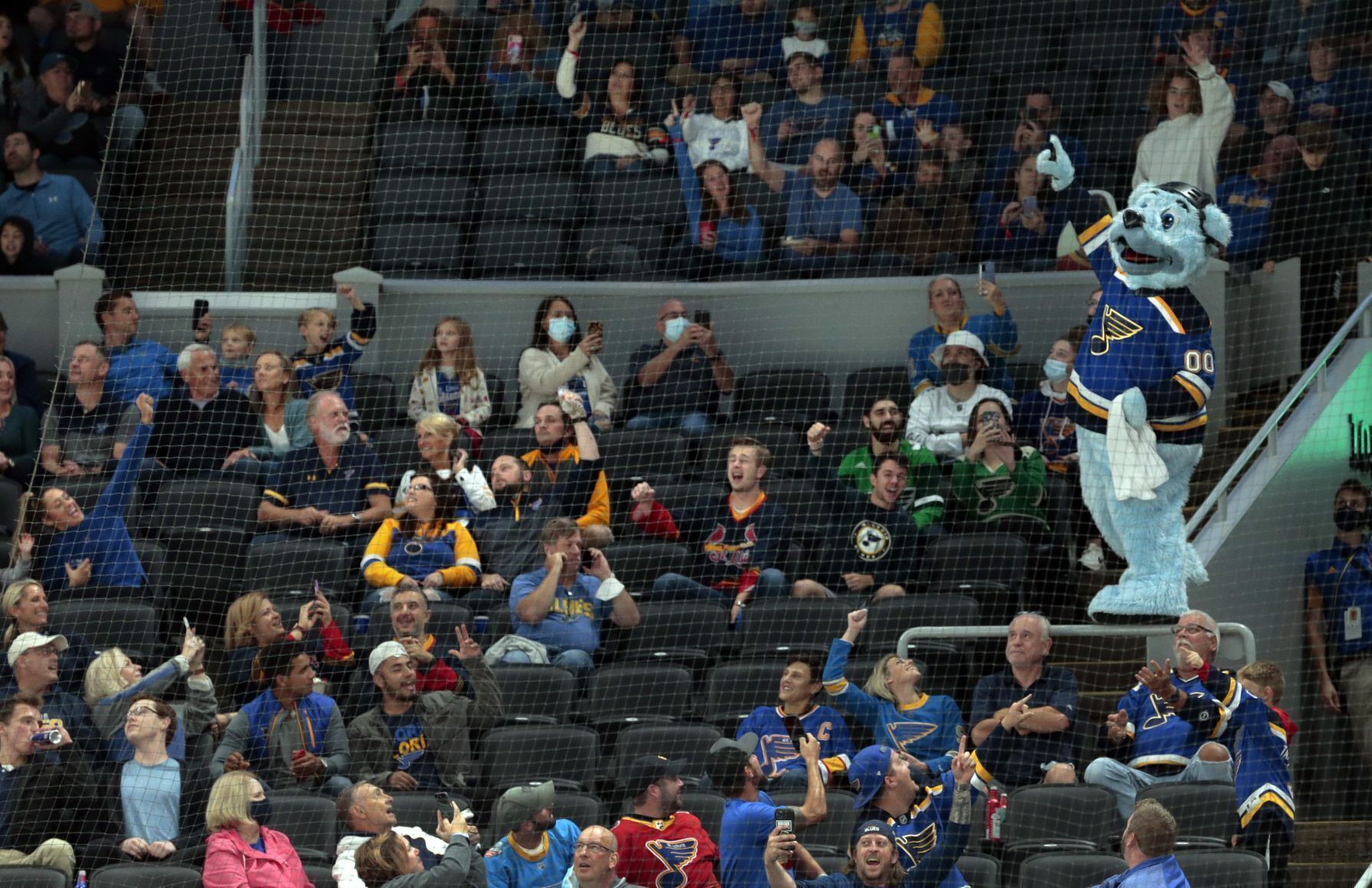Blues, Blue Jackets play final exhibition